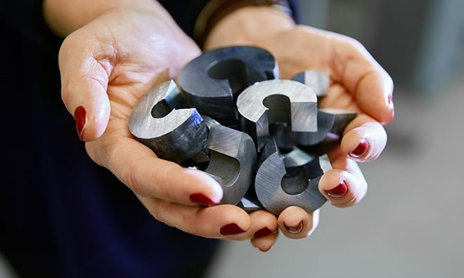 Steel material