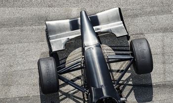 Racing car Unic transmissions